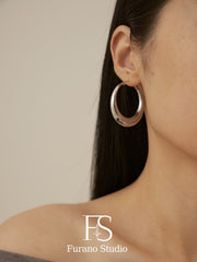 14K Gold Lightweight Hoops