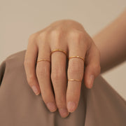 18K Gold Thin Band Ring