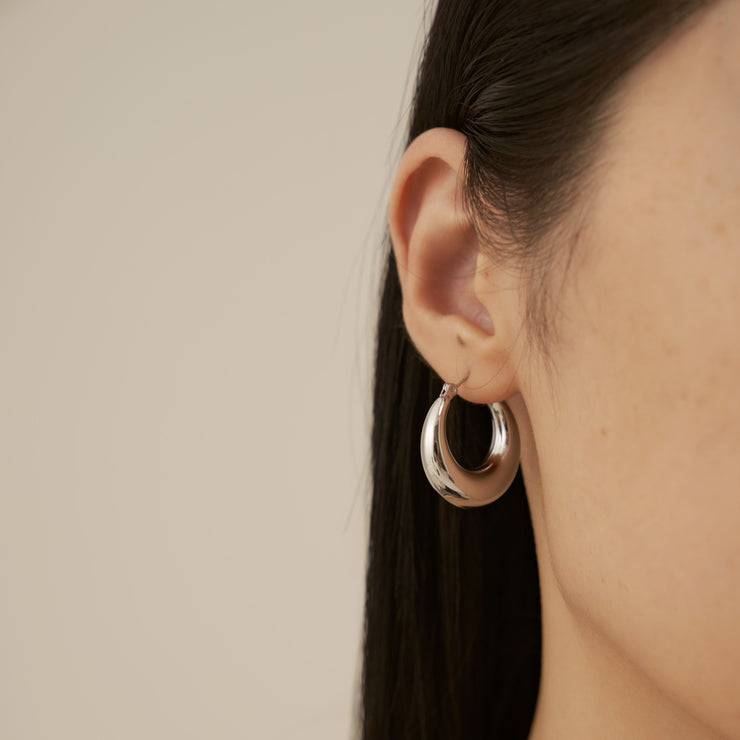 14K Gold Lightweight Hoops