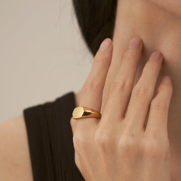 18K Gold Hexagon Ring