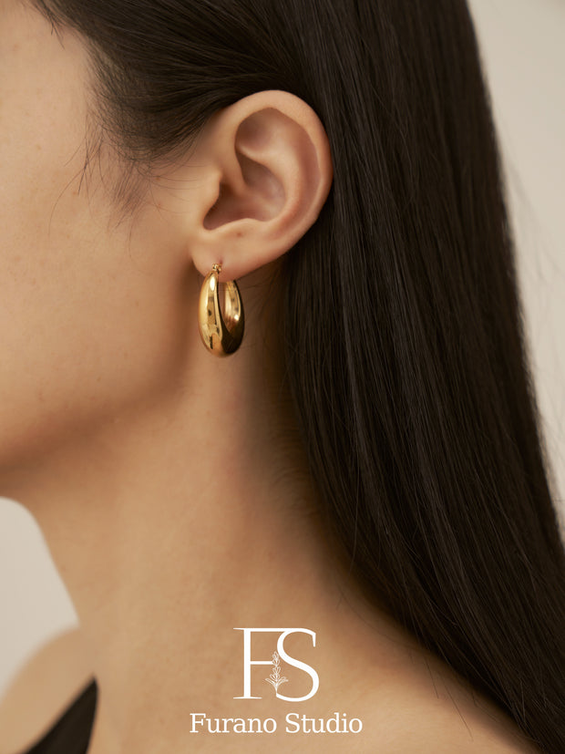 14K Gold Lightweight Hoops