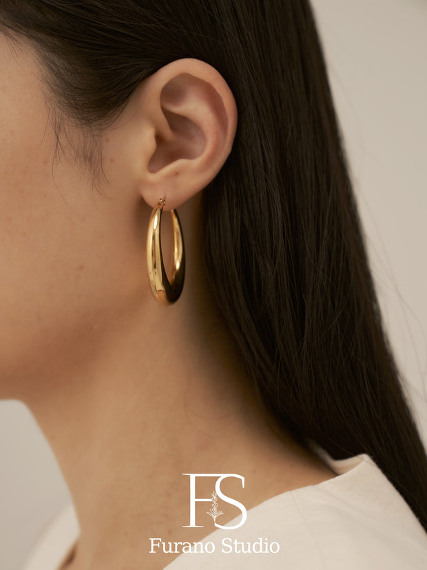 14K Gold Lightweight Hoops