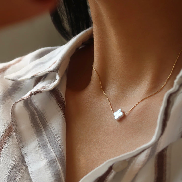 18K Gold Pearl Pendant Necklace