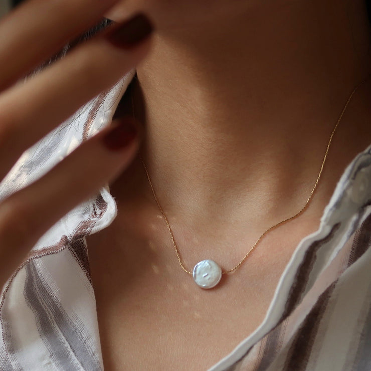 18K Gold Pearl Pendant Necklace