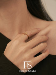 Non Tarnish Mobius Signet Ring, Gold Plated Ring, 18K Gold Plated Signet ring, Statement ring, Water-resistant, Tarnish-resistant ring