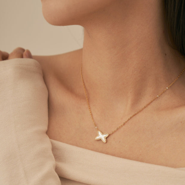 18K Gold Pearl Bow Necklace