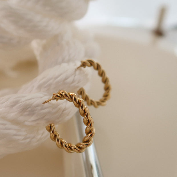 18K Gold Twisted Long Hoops