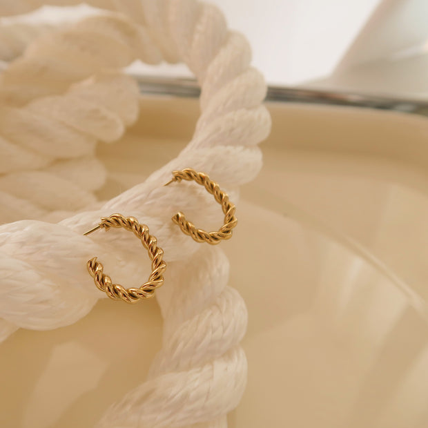 18K Gold Twisted Long Hoops