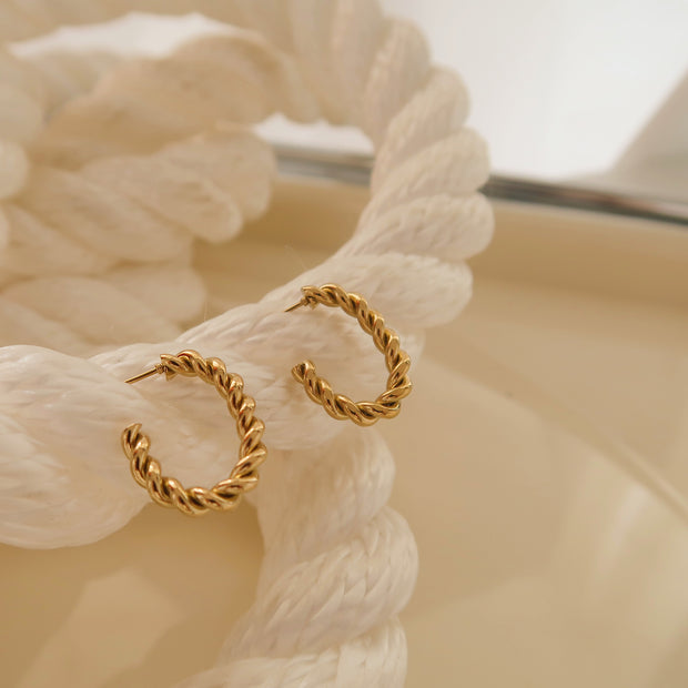 18K Gold Twisted Long Hoops