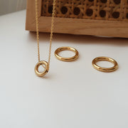 18K Gold Hollow Circle necklace