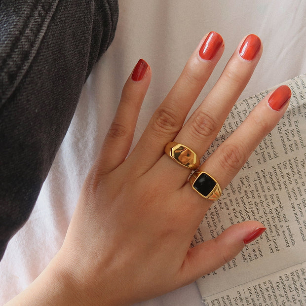 18K Gold Chunky Black Signet Ring