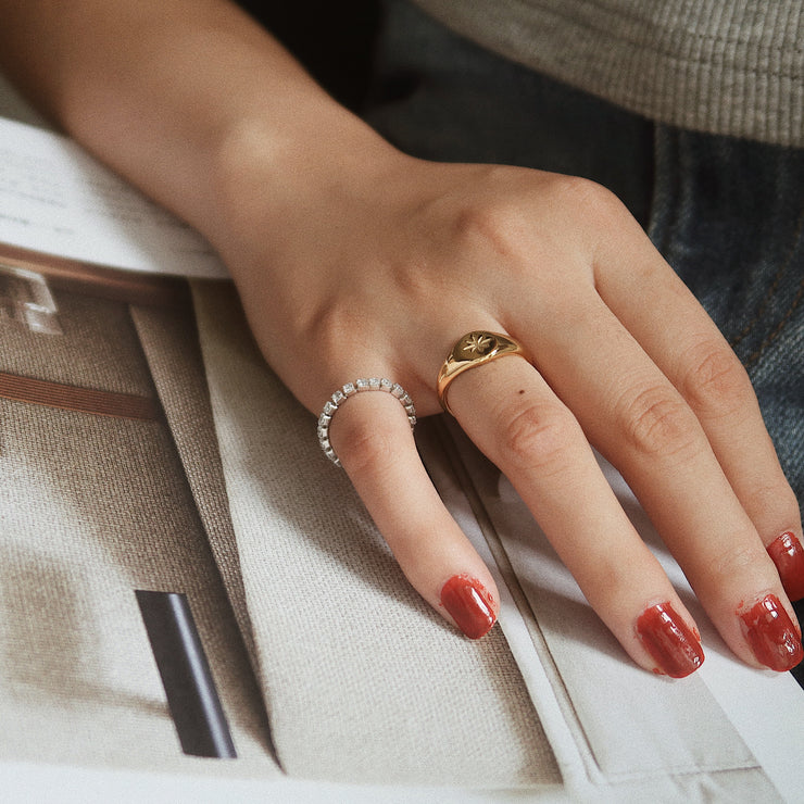 18K Gold Daisy Flower Ring