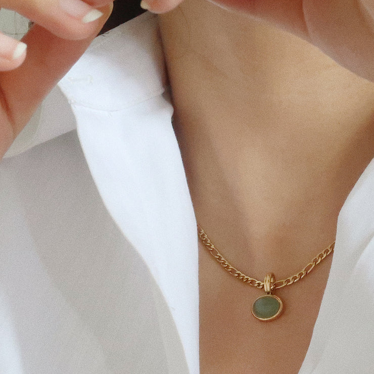 18K Gold Green Oval necklace