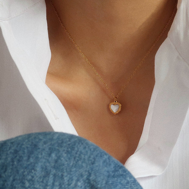 18K Gold Pearl Heart Necklace