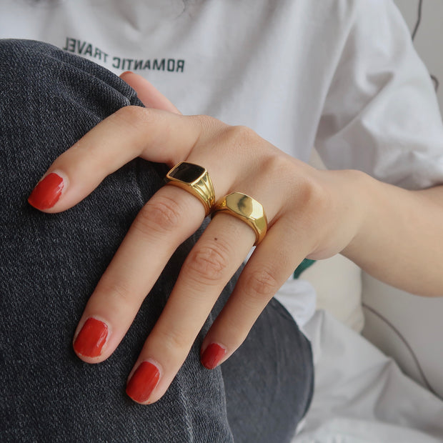 18K Gold Chunky Black Signet Ring