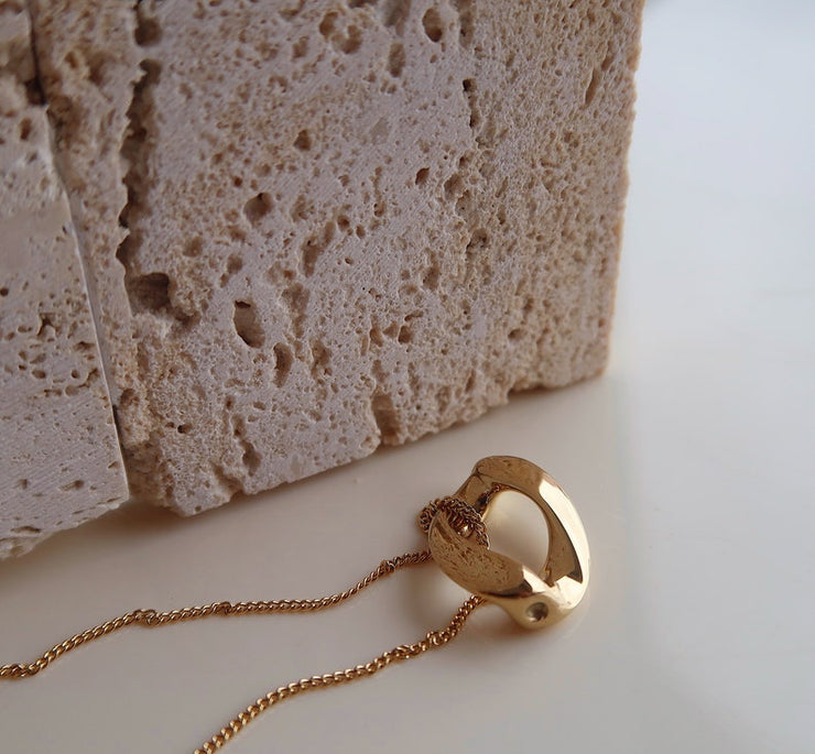 18K Gold Infinity Loop Necklace