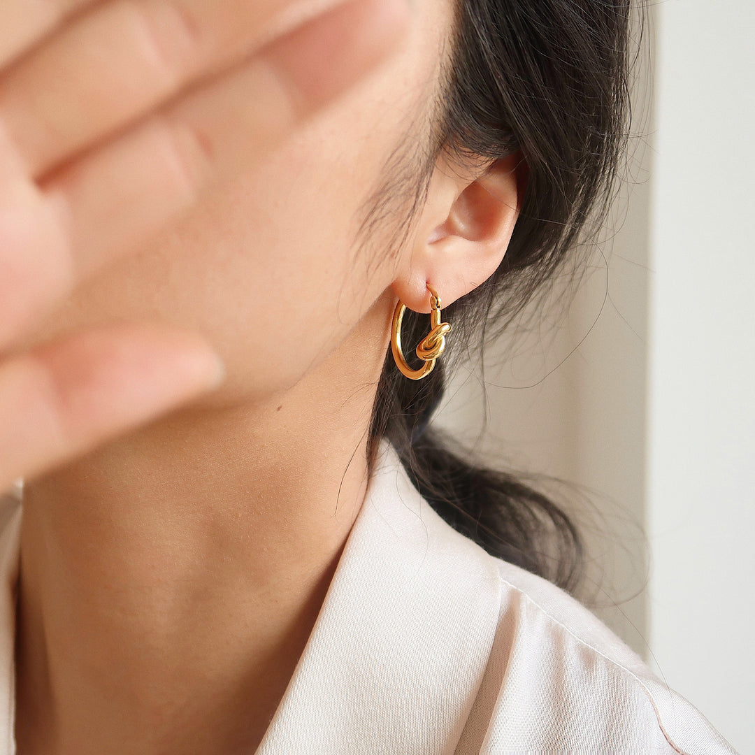18K Gold Knotted Hoop Earrings – Furano Studio