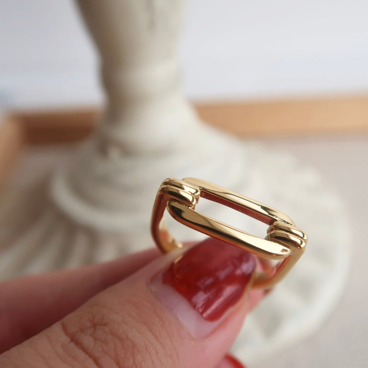 18K Gold Open Clip Ring