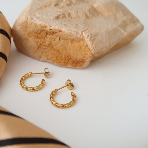 18K Gold Twisted Hoop Earrings