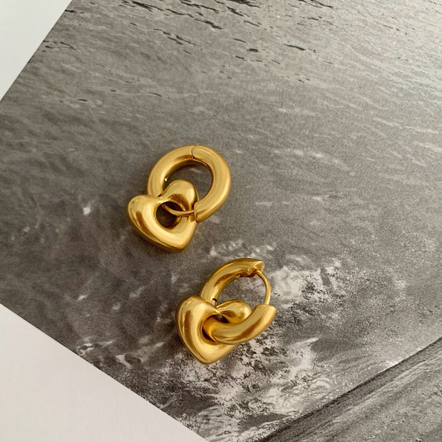 18K Gold Matte Heart Earrings