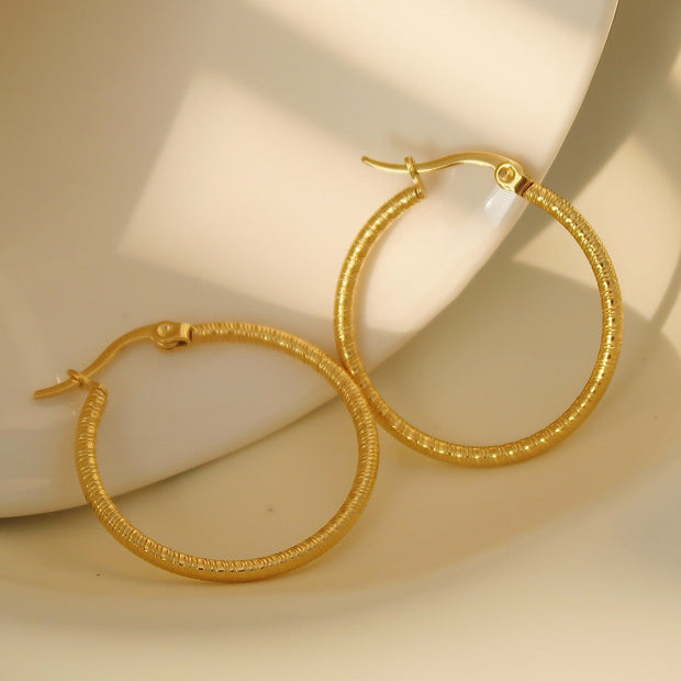 18k Gold Hinged Earring