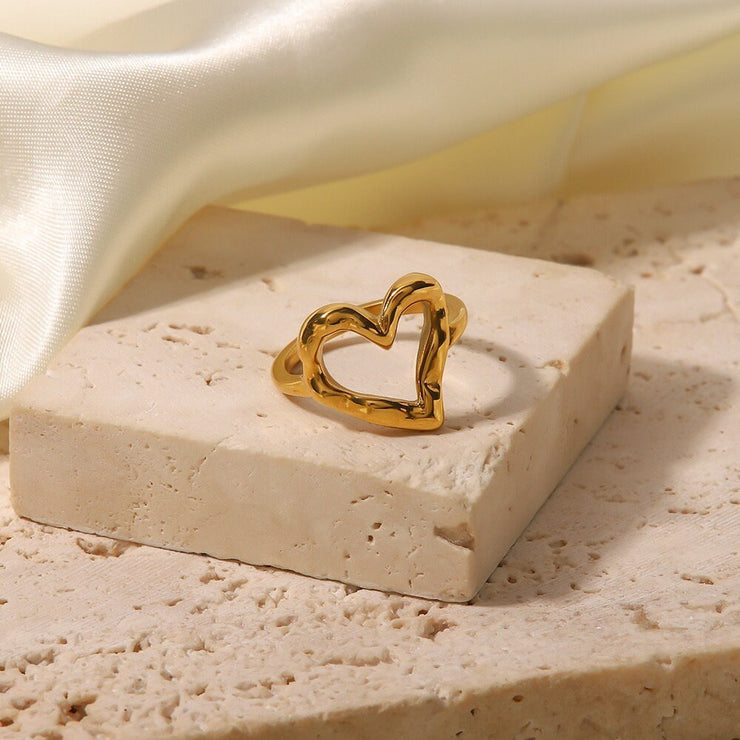 18K Gold Hollow Heart Ring