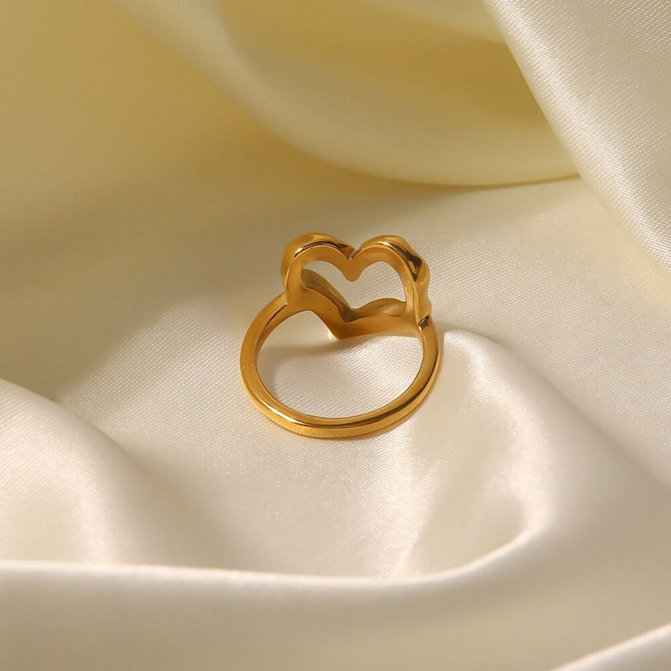 18K Gold Hollow Heart Ring