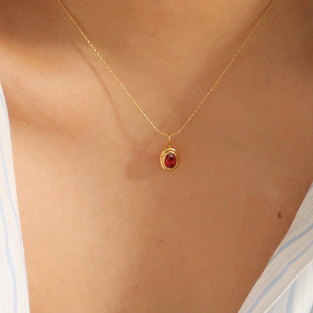 18K Gold Vintage Style Oval Zircon Necklace