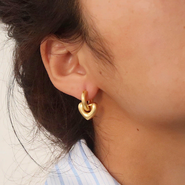 18K Gold Matte Heart Earrings