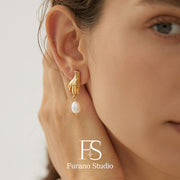 18K Gold Baroque Pearl Earrings