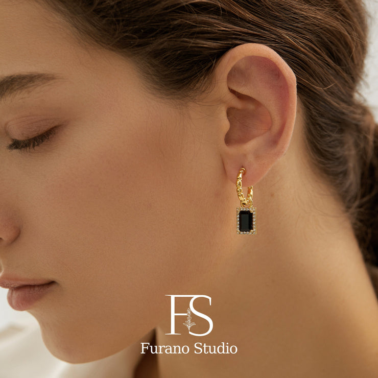 18K Gold Black Stone Earrings