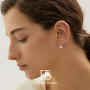 18K Gold Floating Diamond Stud Earrings