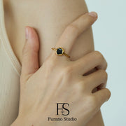 18K Gold Thin Band Black Signet Ring