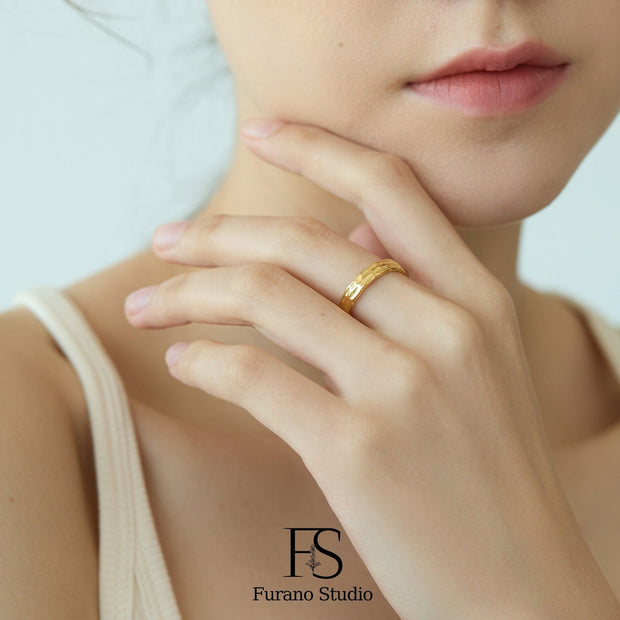 18K Gold Hammered Dome Ring