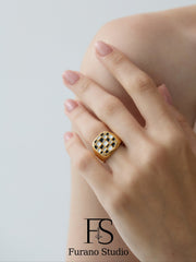 18K Gold Black and White Checkerboard Ring